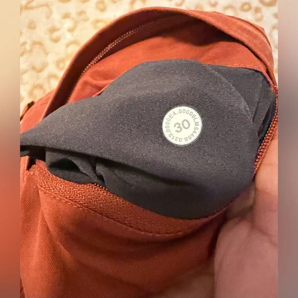 Lululemon athletica Women’s Burgundy 
Size: 30 - Picture 12 of 12